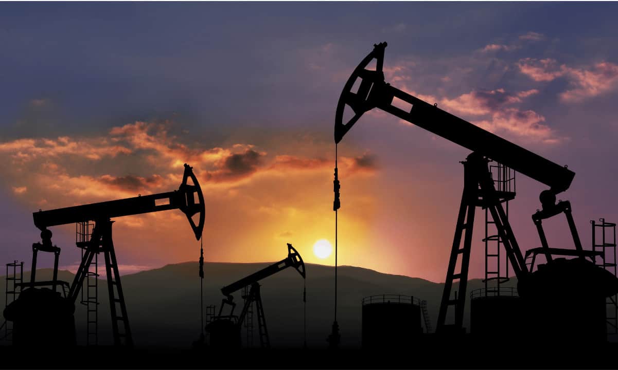 Trump: Oil Flows, Prices Drop