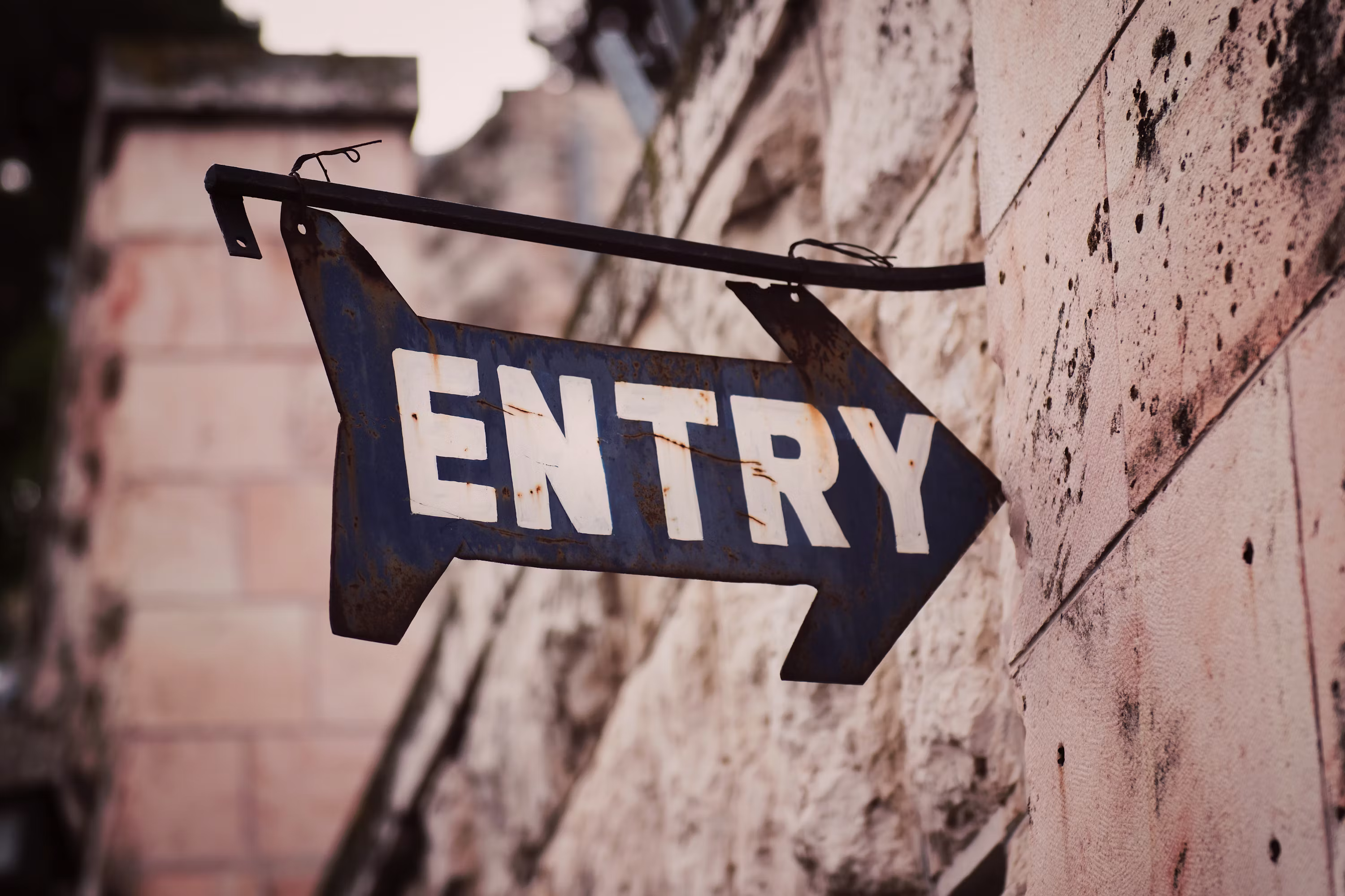 XRP Surge to $30? Veteran Trader Sees Prime Entry Point