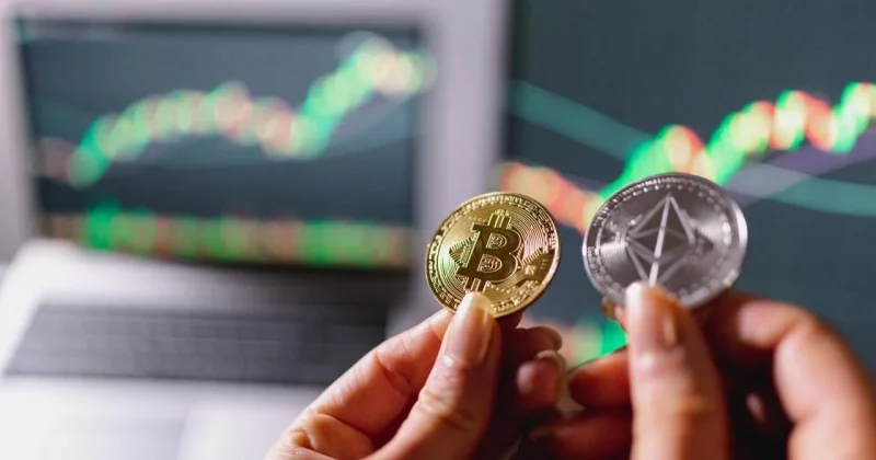 Ethena Seeks Independence from Bitcoin Volatility, Founder States