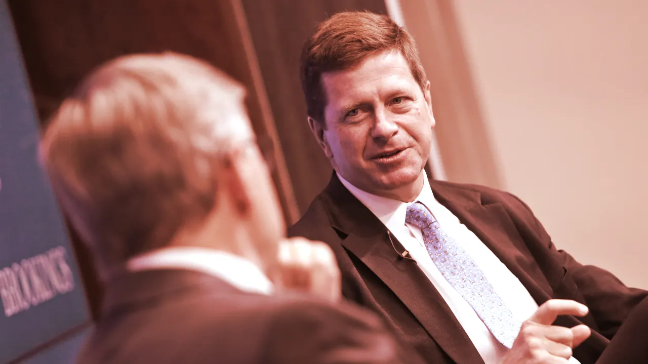 Trump Taps Ex-SEC Chair Clayton for AI Initiative