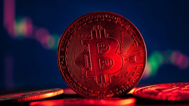 بیت‌کوین به زیر ۸۰ هزار دلار سقوط کرد؛ انحلال موقعیت‌های خرید بیش از ۱ میلیارد دلار