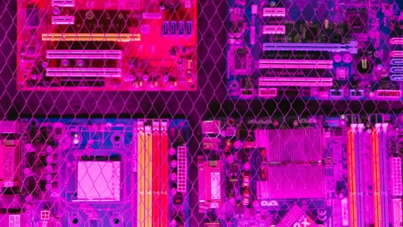 نشت OpenCode کلیدهای API را فاش کرد؛ هوش مصنوعی در دفاع کند عمل میکند